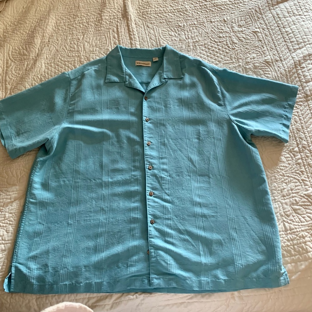 Men’s short sleeved aqua blue Caribbean shirt
